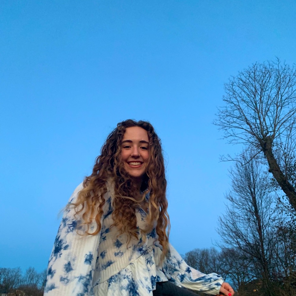 Meet your Posher, Chloe